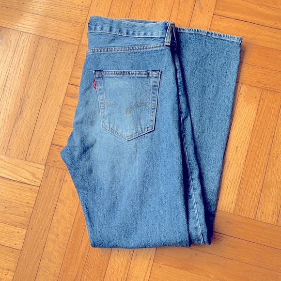 Men’s Levi’s - Picture 2 of 6